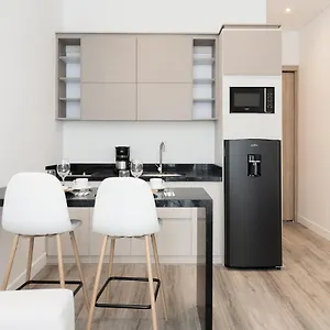 https://boliving-81.hotels-bogota.net