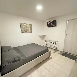 Casa Via Italia Hotel